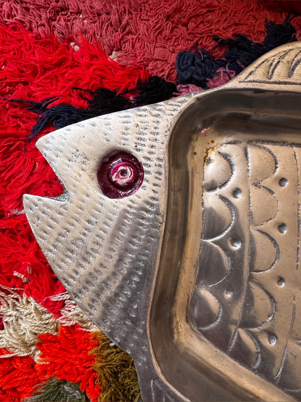 60s-70s Vintage Aluminum Fish Tray - Picture 3 of 7